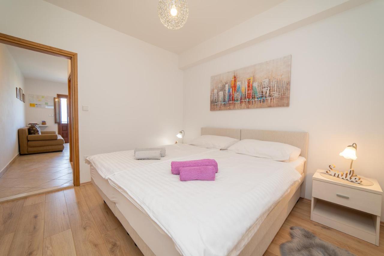 Apartments Divanovic Dubrovnik Bagian luar foto