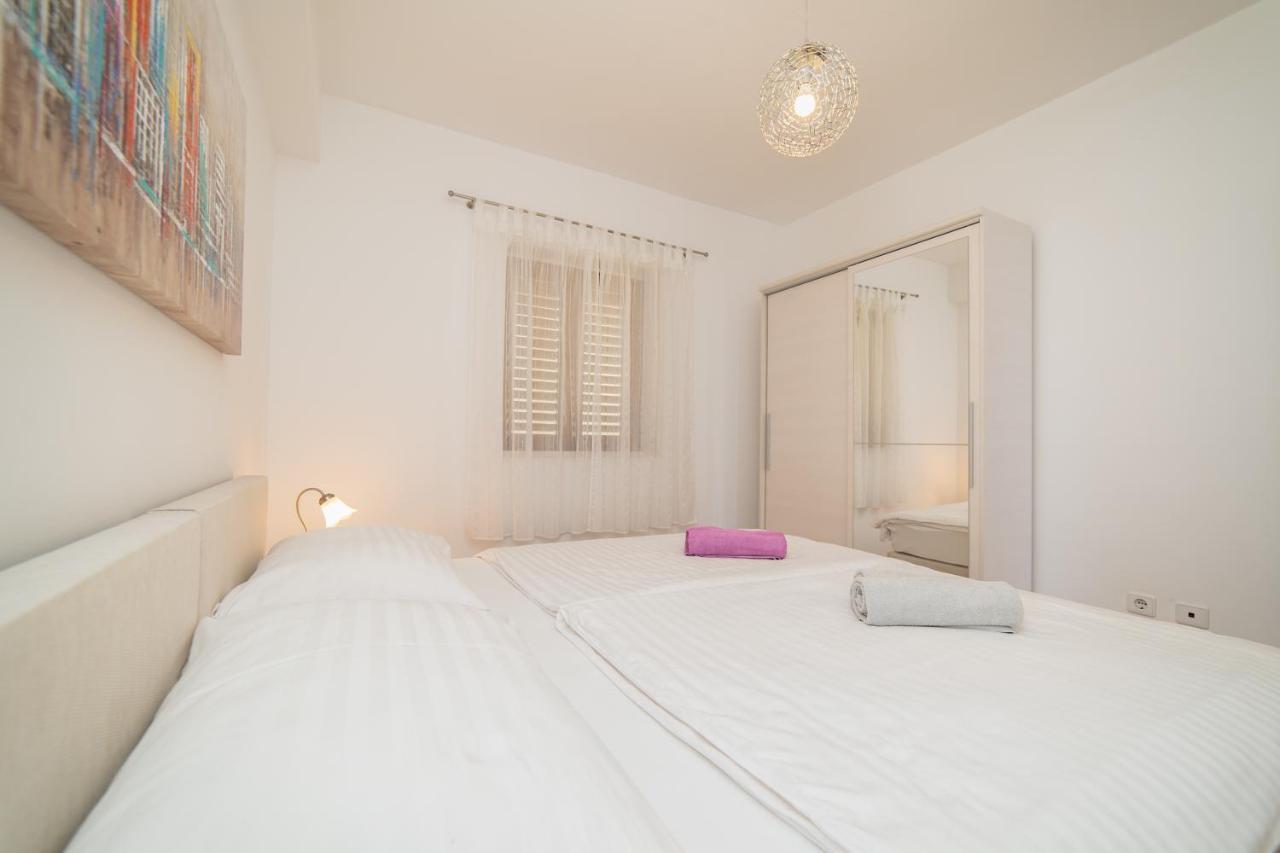 Apartments Divanovic Dubrovnik Bagian luar foto