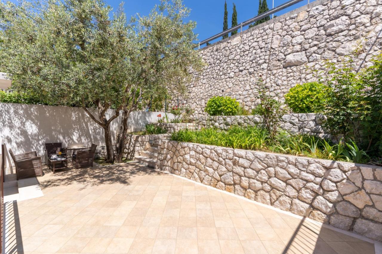 Apartments Divanovic Dubrovnik Bagian luar foto